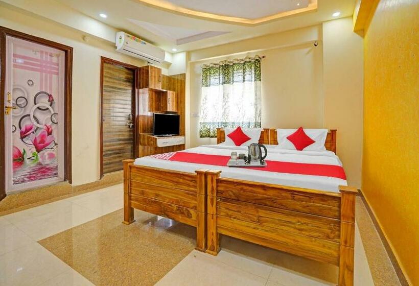 ホテル Oyo 90286 Raj Residency