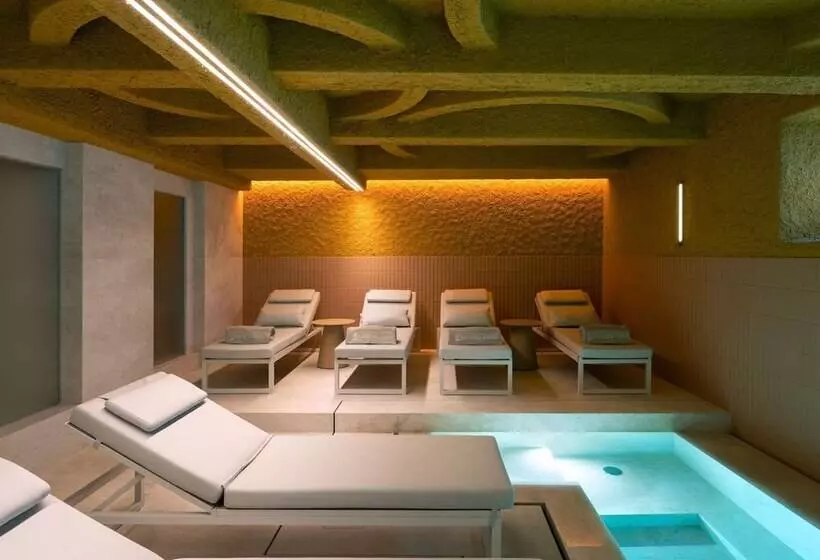 Hotelli Palazzo Tirso Mgallery Cagliari