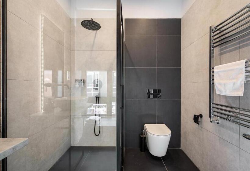 Отель Vaci Boutique Loft Suites