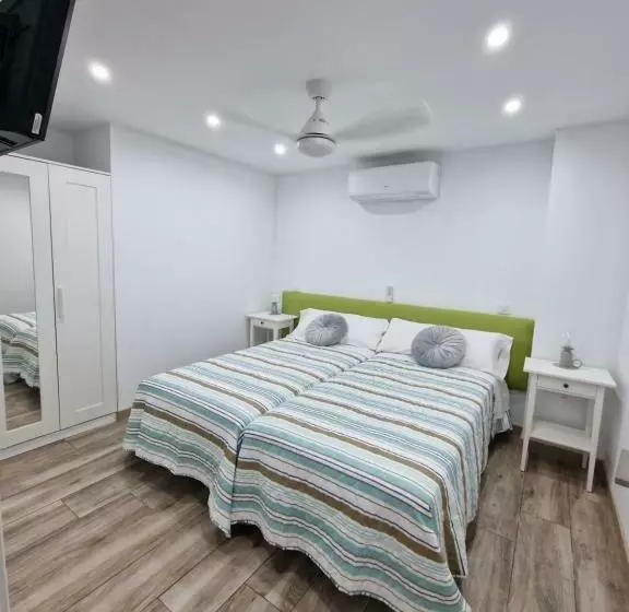 Miyas 1, Primera Línea De Playa