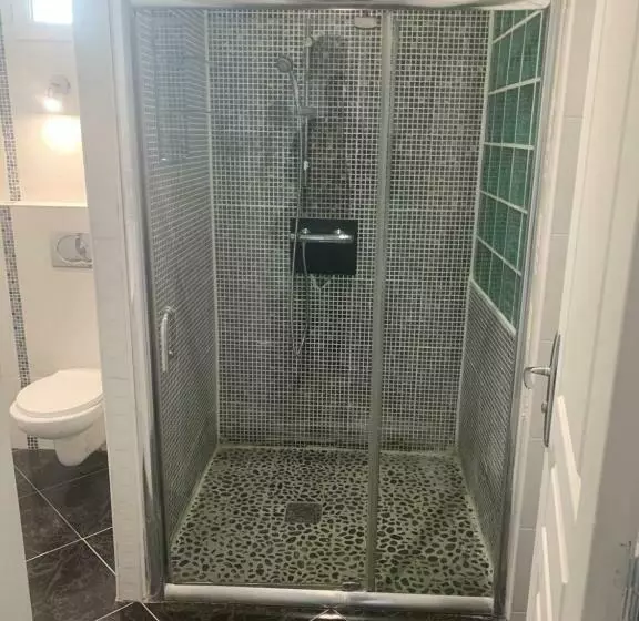 Majatalo Villa Tenjin Chambre 13