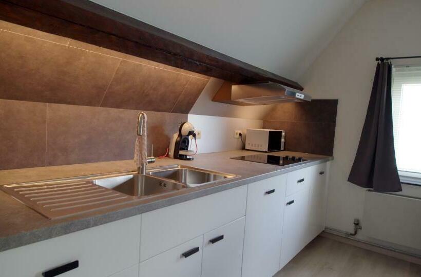 تختخواب و صبحانه Berkies Autonome Studio