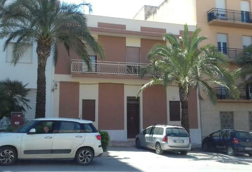 צימר Lottie S House