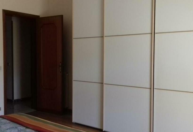 צימר Lottie S House