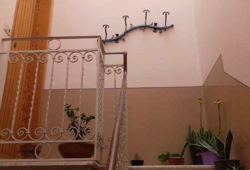 צימר Lottie S House