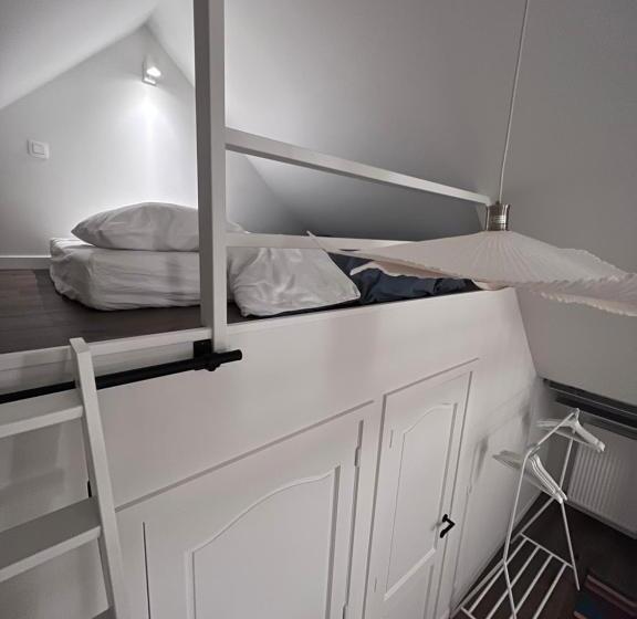 تختخواب و صبحانه Maison Georges