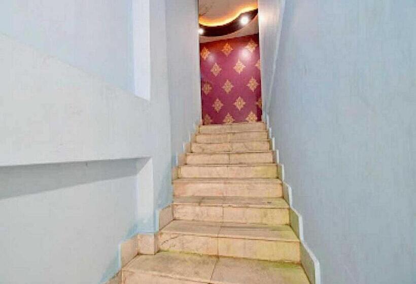 בית מלון כפרי O Royal Regency, Pathsala