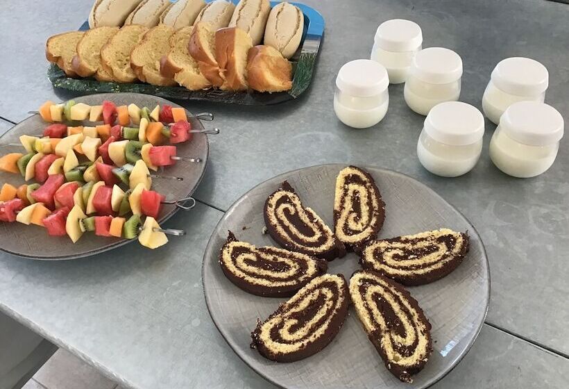 بنسيون La Petite Salamandre