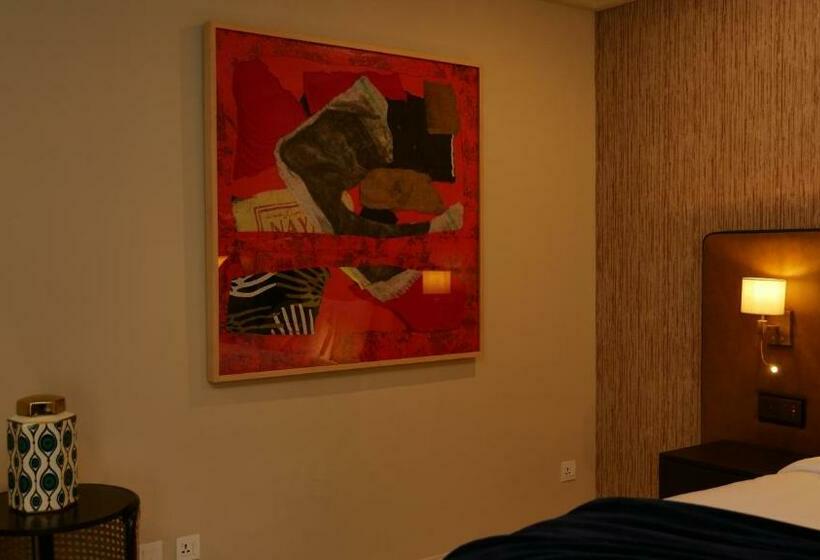 Ambiance Boutique Art Hotel Karachi