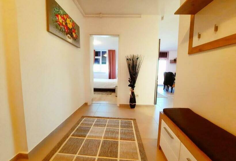 Beautiful Panoramic Central Apartment   City Of Mara