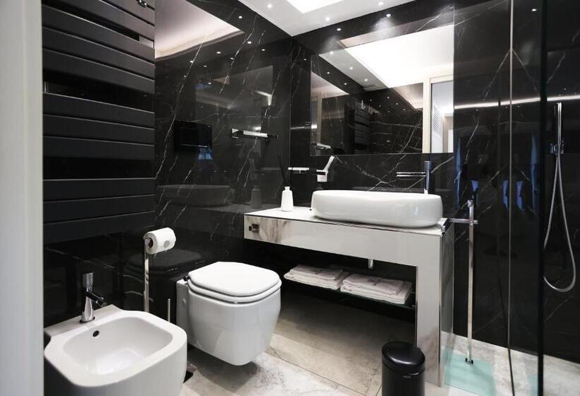 مبيت وإفطار Domus De Cinti