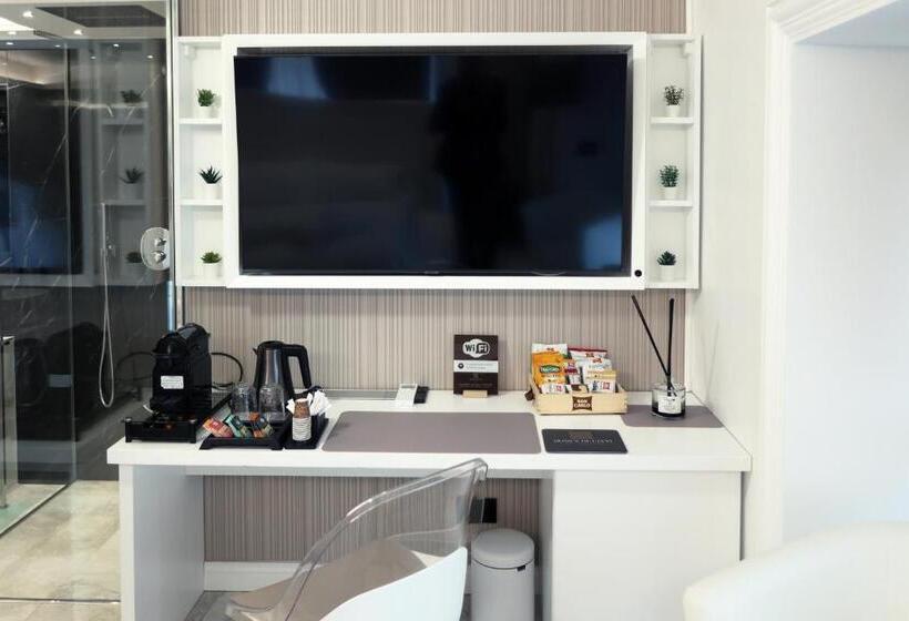 مبيت وإفطار Domus De Cinti