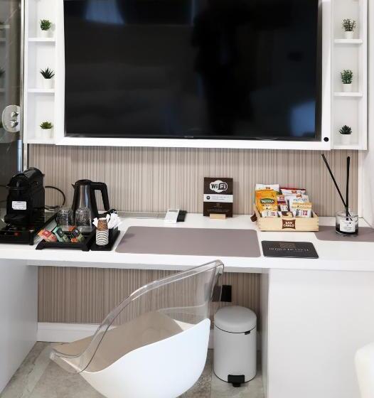 مبيت وإفطار Domus De Cinti