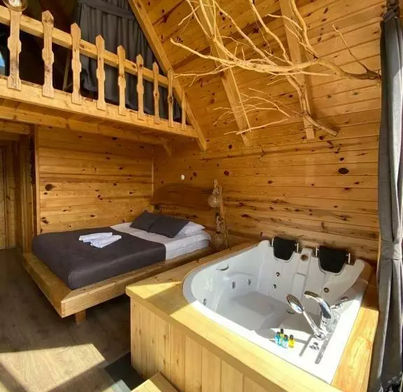 Aamiaismajoitus (B&B) Liyam Bungalov