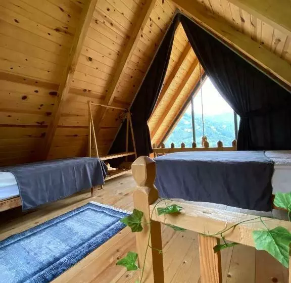 Aamiaismajoitus (B&B) Liyam Bungalov