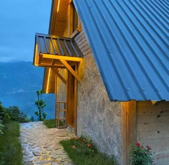 Aamiaismajoitus (B&B) Liyam Bungalov