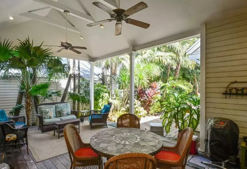 Easy Livin By Avantstay Key West Home W Pool Bbq Week Long Stays Only