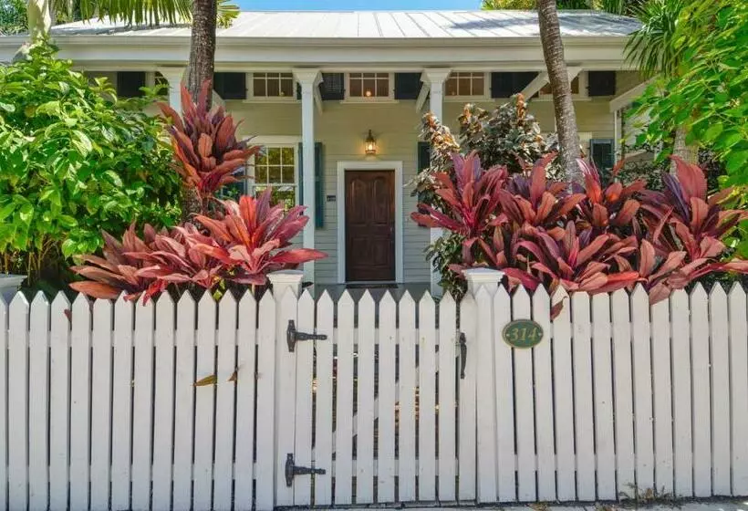 Easy Livin By Avantstay Key West Home W Pool Bbq Week Long Stays Only
