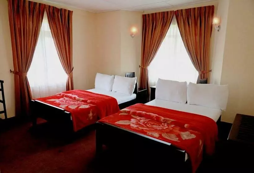 ペンション White House Nuwara Eliya