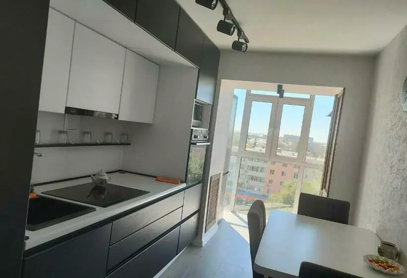 двухкомнатная квартира в самом центре актобе