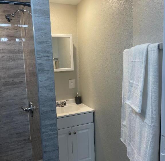 Adorable Suite In Tampa