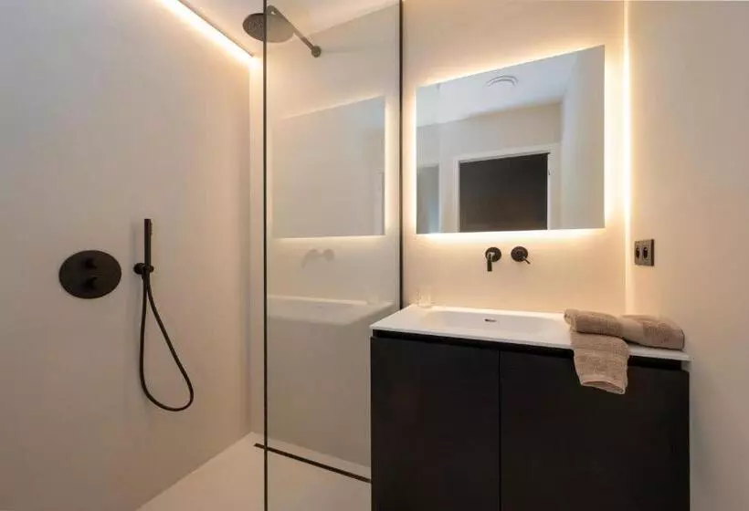 Aamiaismajoitus (B&B) Georges & Madeleine Apartments