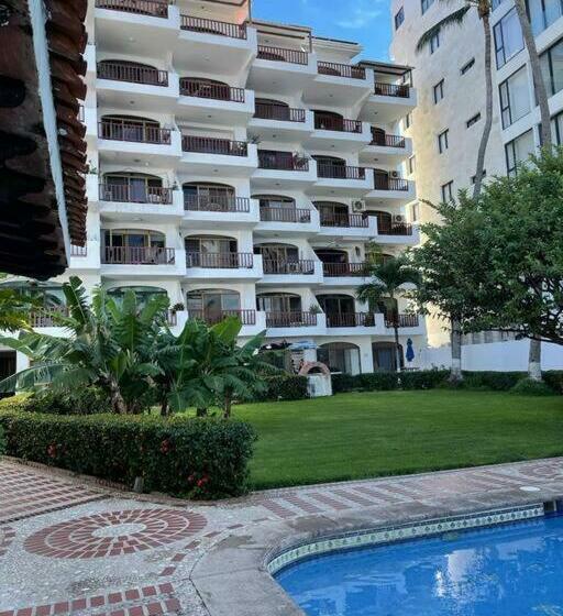 Brisas Vallarta   Just Steps From The Beach!