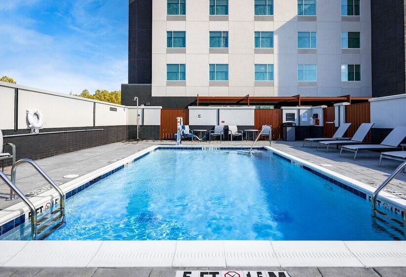 ホテル Fairfield By Marriott Inn & Suites Canton Riverstone Parkway