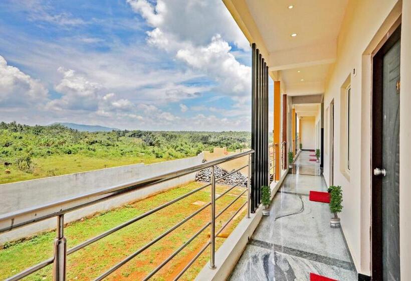 Hotel Flagship 93452 The Runway Inn Resort