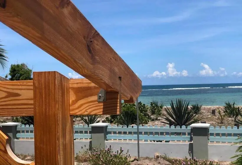 هتل Punta Rucia Cristal Beach