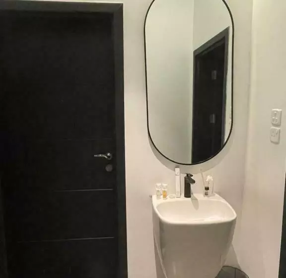 Ladan Apartment