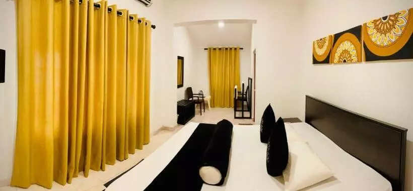 ペンション Abhaya Resorts