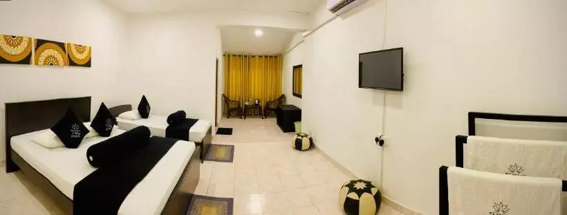 ペンション Abhaya Resorts