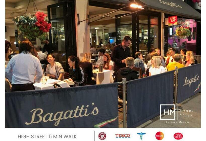 Пансион Erin Court Mansions   Suite 13