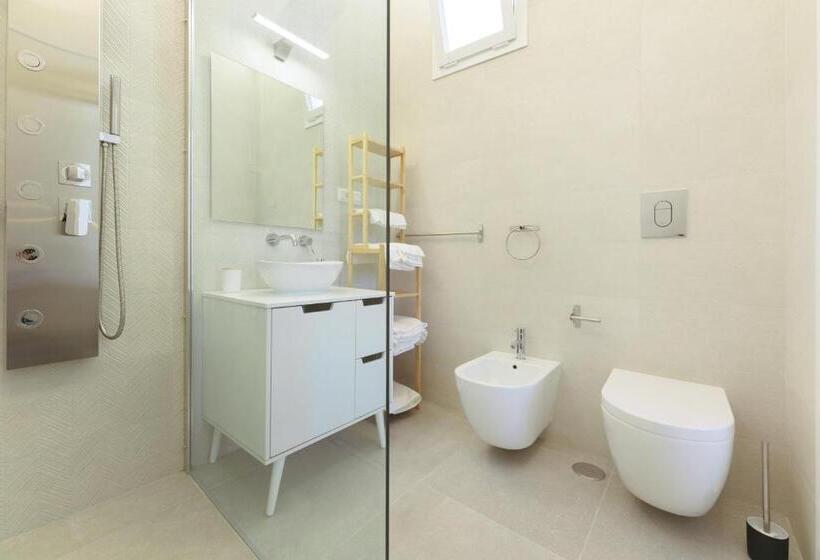 پانسیون Sea More