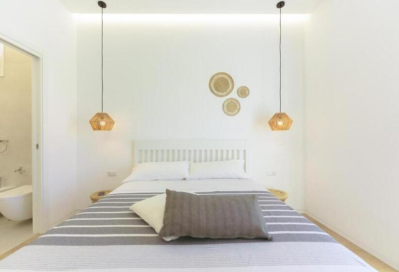 پانسیون Sea More