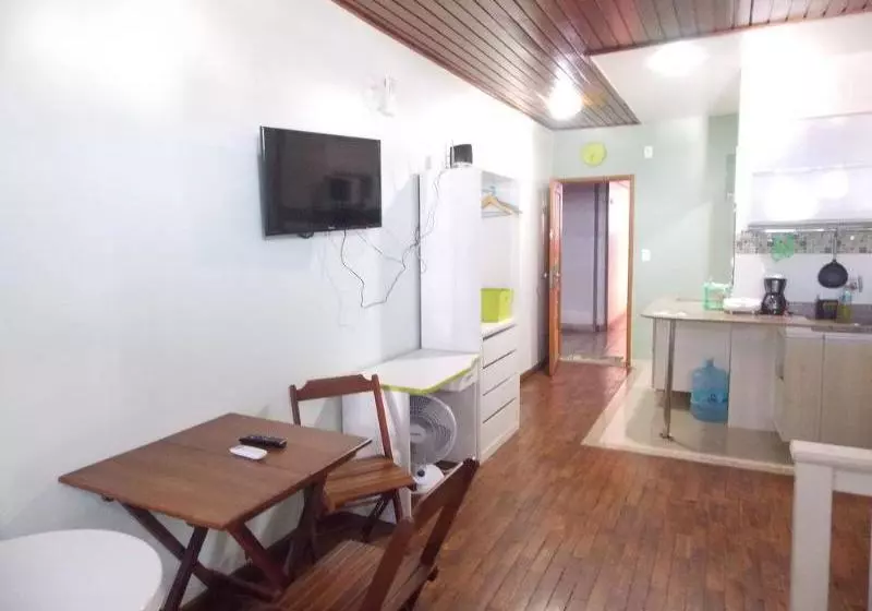 Отель Amazon Suites