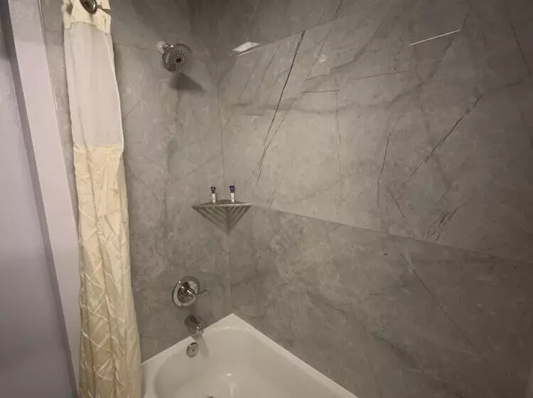 Отель Americas Best Value Inn Gonzales