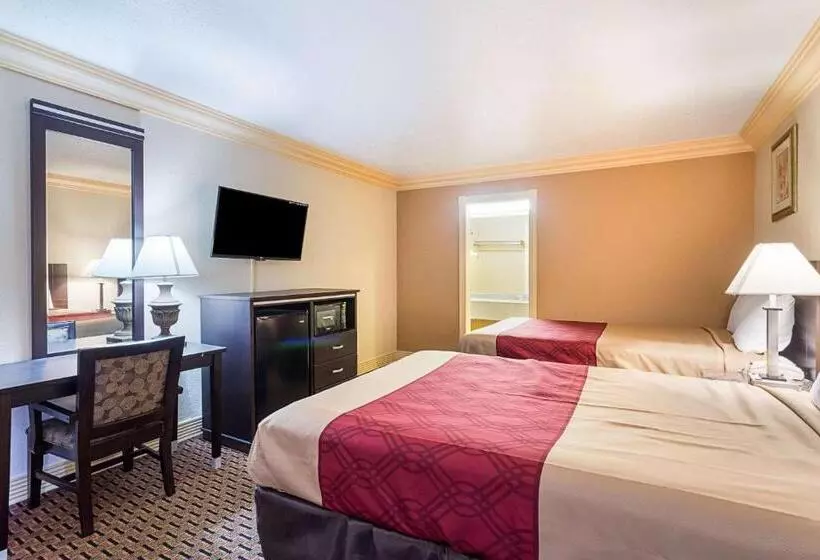 Отель Parkway Inn Of Birmingham