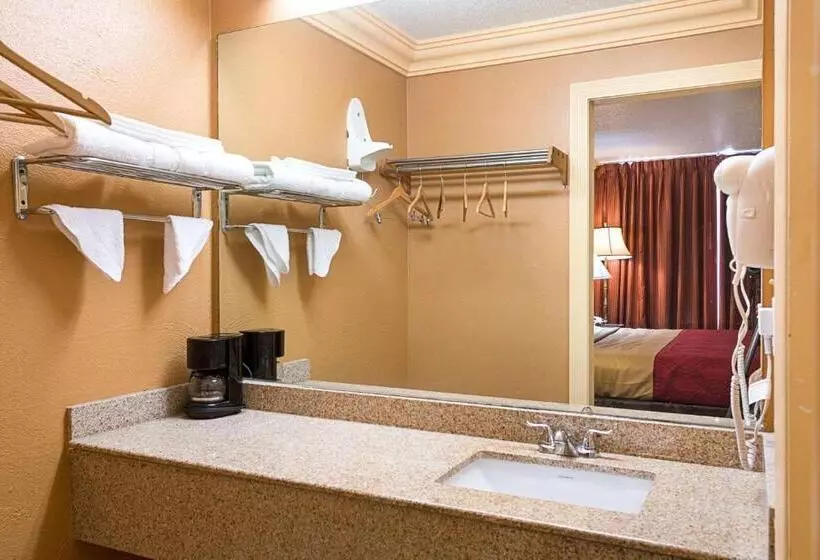 Отель Parkway Inn Of Birmingham