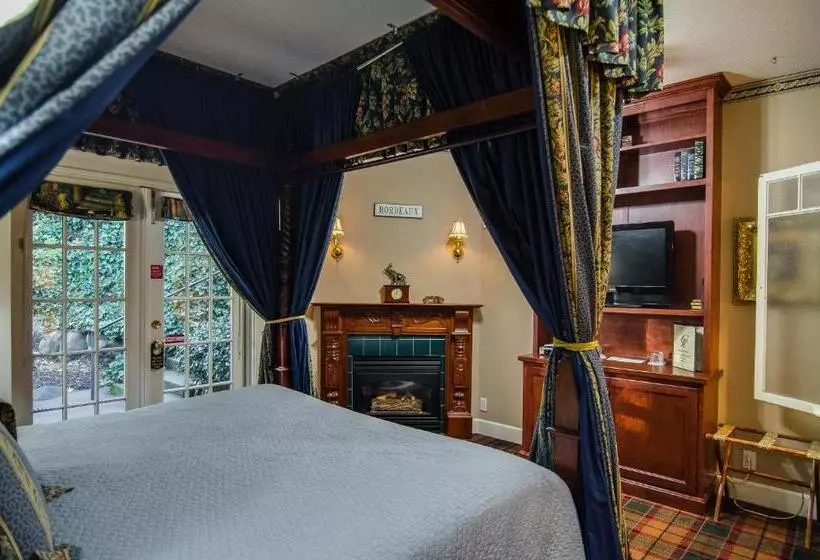 Hotel The Campbell House Inn