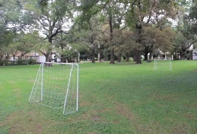 Отель Estancia La Porteña De Areco