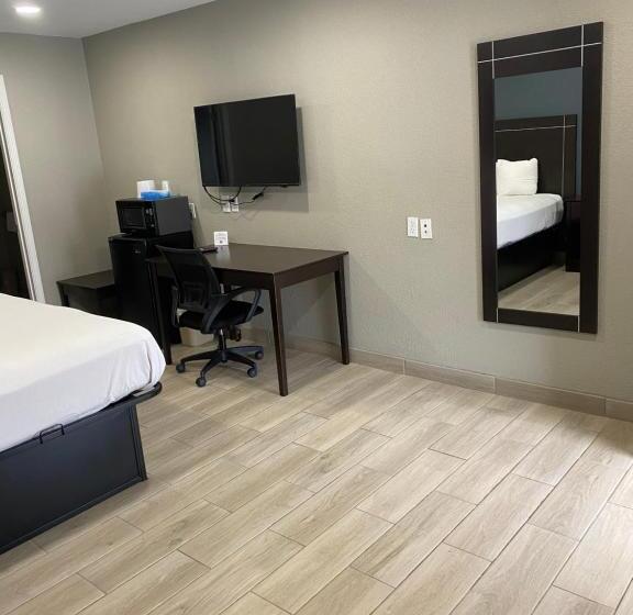 فندق Falcon Executive Inn