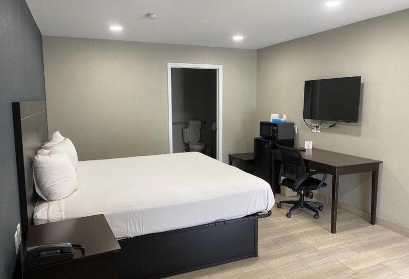 فندق Falcon Executive Inn