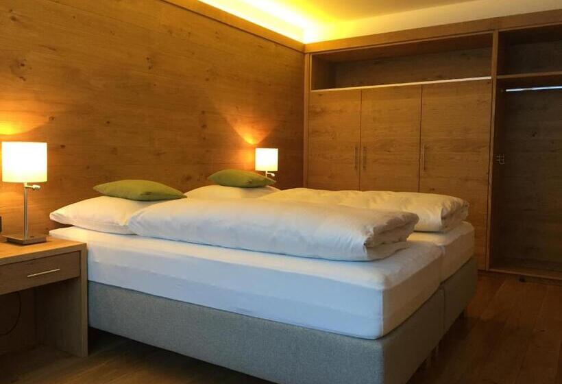 فندق Garni Panorama