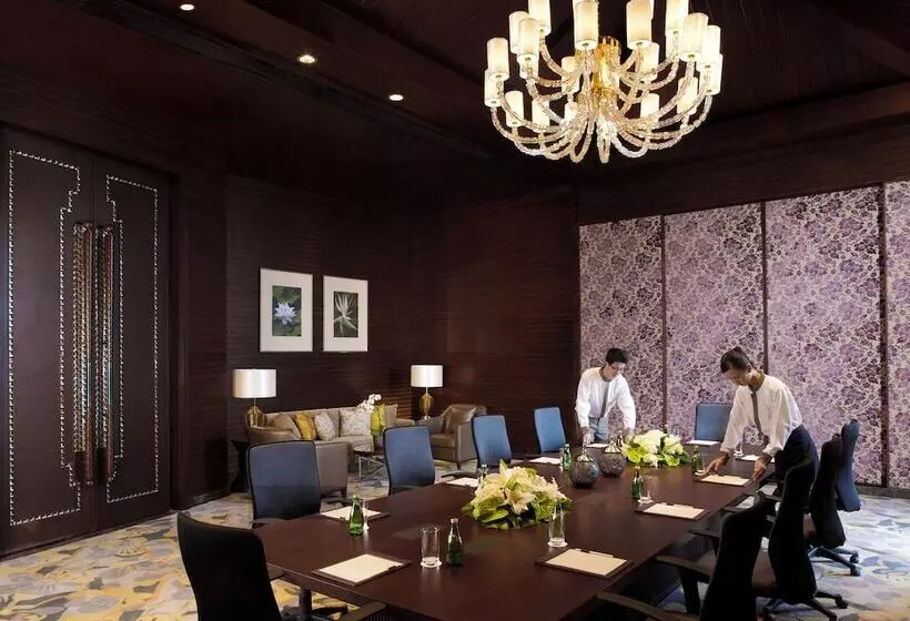 هتل Mission Hills Resort Haikou