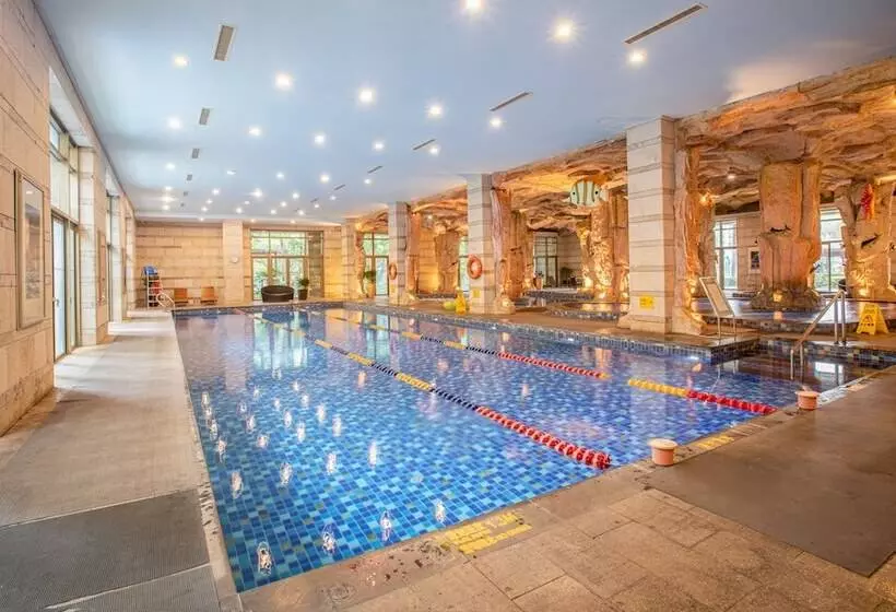 هتل Mission Hills Resort Haikou