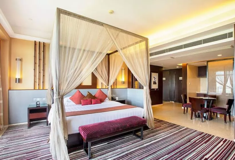 هتل Mission Hills Resort Haikou