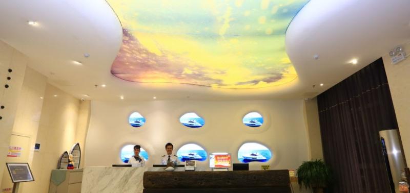 فندق Real Madrid Holiday Yacht Resort