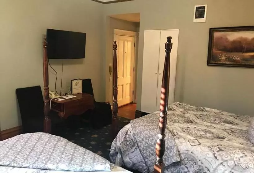 Hotel The Campbell House Inn